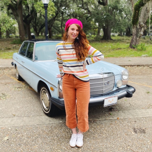 Meet your Posher, Hailey - Picture 2 of 2